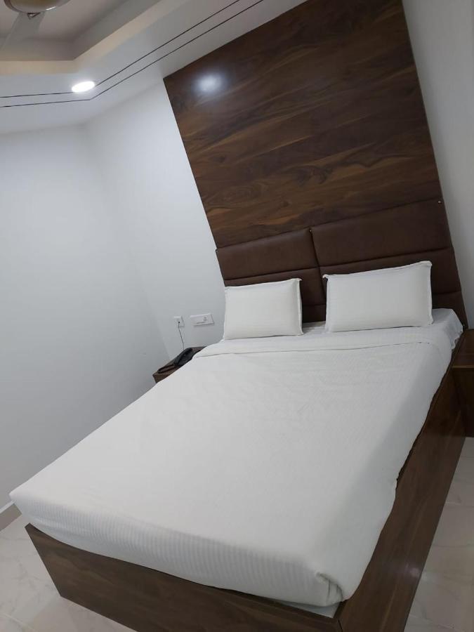 Hotel Sahasra Dla Warangal Eksteriør bilde